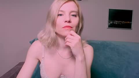 Snapshot of kristina_vagner chatting on March 2026 01:07:02 AM kristina_vagner online show from March 2026 01:07:02 AM