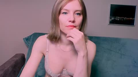 Snapshot of kristina_vagner chatting on March 2026 01:42:01 AM kristina_vagner online show from March 2026 01:42:01 AM