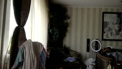 kristinalamour96 online show from September 2025 08:02:02 AM