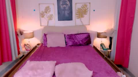 Kristine online show from December 2025 11:26:02 AM