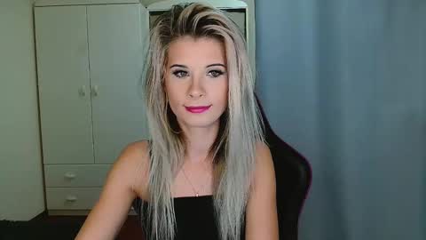 KristineAmore online show from November 2025 07:19:01 AM