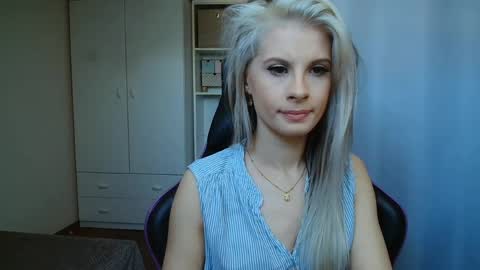 KristineAmore online show from May 2026 06:31:02 AM