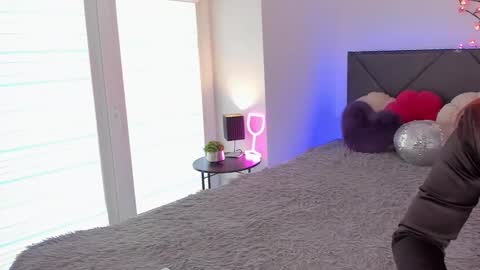 Snapshot of kristivegas chatting on September 2025 12:49:02 PM KristiVegas online show from September 2025 12:49:02 PM