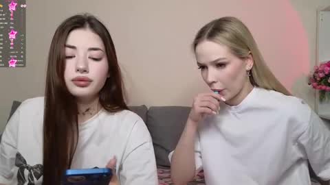 Snapshot of kristy_babe chatting on December 2024 09:13:02 PM Kristy and Alice online show from December 2024 09:13:02 PM