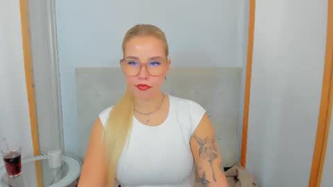 KristyFlowers online show from March 2025 06:26:02 AM
