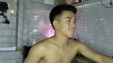 kritthanarkorn online show from February 2026 05:49:01 AM