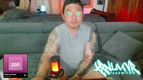 krnluvr online show from April 2026 02:17:02 PM