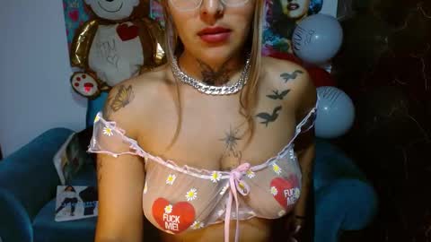 Snapshot of kronikafuckass chatting on February 2025 09:43:01 PM kronikafuckass online show from February 2025 09:43:01 PM