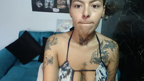 kronikafuckass online show from April 2026 12:27:02 PM