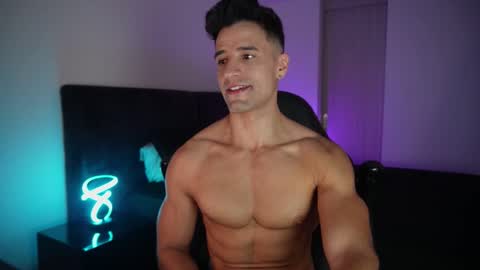 Snapshot of krops_ chatting on December 2025 08:02:01 PM KROPS online show from December 2025 08:02:01 PM