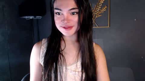 Snapshot of krystal_angel chatting on December 2024 06:16:01 PM krystal_angel online show from December 2024 06:16:01 PM