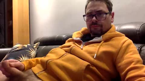 krzysztof1977 online show from March 2026 08:04:01 PM