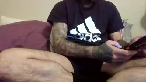 kuahdaddy6969 online show from October 2025 05:14:02 PM