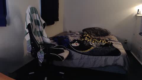 Kuggy online show from September 2025 09:37:01 PM