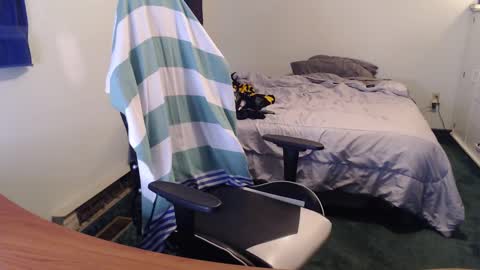 Kuggy online show from September 2025 10:15:02 PM