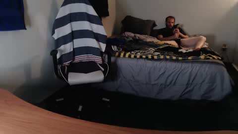 Kuggy online show from October 2025 12:00:01 AM