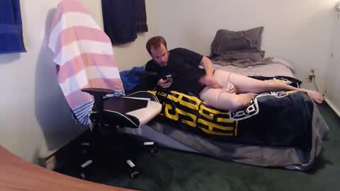 Kuggy online show from November 2025 11:14:02 PM