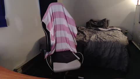 Kuggy online show from July 2026 12:23:01 PM