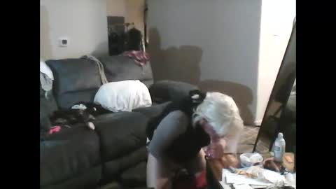 kulinky6969 online show from December 2024 01:39:02 PM