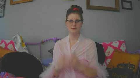 Snapshot of kunzitegoddess chatting on February 2025 02:54:02 PM Samantha online show from February 2025 02:54:02 PM