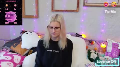 Snapshot of kunzitegoddess chatting on October 2025 02:06:01 PM Samantha online show from October 2025 02:06:01 PM