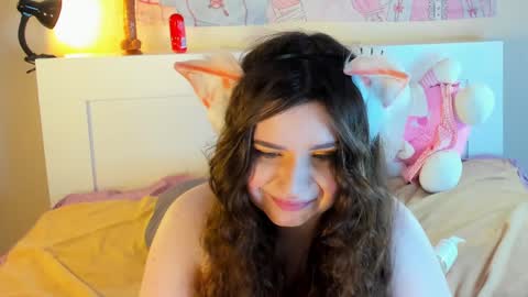 Snapshot of kuraii_ chatting on December 2024 03:23:02 AM Anna online show from December 2024 03:23:02 AM