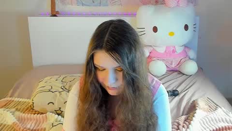 Snapshot of kuraii_ chatting on February 2025 08:22:02 AM Anna online show from February 2025 08:22:02 AM