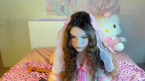 Snapshot of kuraii_ chatting on March 2025 08:22:01 PM Anna online show from March 2025 08:22:01 PM