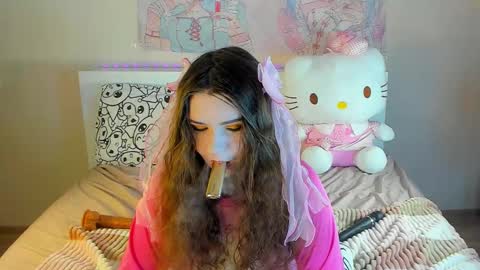 Snapshot of kuraii_ chatting on March 2025 08:23:02 PM Anna online show from March 2025 08:23:02 PM