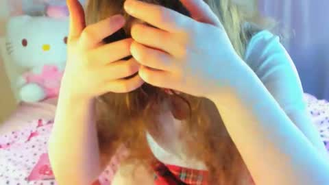 Snapshot of kuraii_ chatting on September 2025 02:34:02 AM Anna online show from September 2025 02:34:02 AM