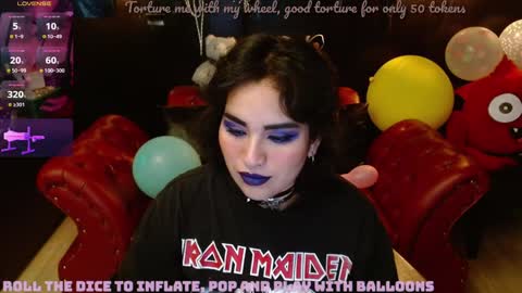 Snapshot of kureiji_fetish chatting on January 2025 07:14:02 AM Fetiche Woman online show from January 2025 07:14:02 AM