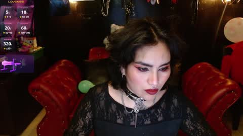 Snapshot of kureiji_fetish chatting on January 2025 06:56:02 AM Fetiche Woman online show from January 2025 06:56:02 AM