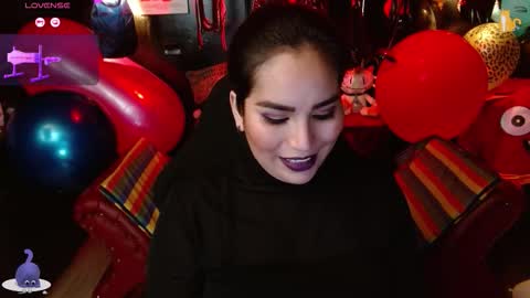 Snapshot of kureiji_fetish chatting on September 2025 11:07:01 PM Fetiche Woman online show from September 2025 11:07:01 PM