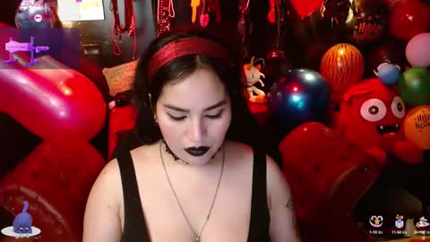 Snapshot of kureiji_fetish chatting on September 2025 11:41:01 PM Fetiche Woman online show from September 2025 11:41:01 PM