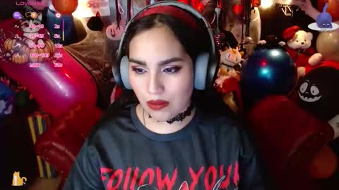 Snapshot of kureiji_fetish chatting on October 2025 10:47:02 PM Fetiche Woman online show from October 2025 10:47:02 PM