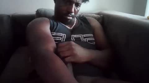 Snapshot of kushgod711 chatting on December 2024 05:40:01 PM kgbbc9 online show from December 2024 05:40:01 PM