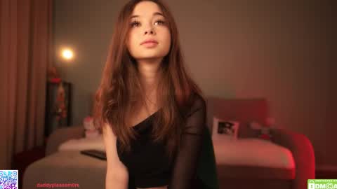 Snapshot of kusssecka chatting on November 2025 06:33:01 AM Brianna my friends can call me Bri or kusya D online show from November 2025 06:33:01 AM