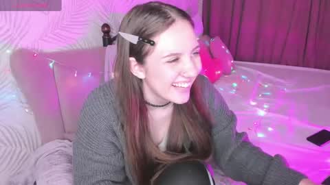 Snapshot of kvetachka chatting on December 2024 06:49:02 AM Kvetachka Thu-Sun 0900am-1500pmGTM2 online show from December 2024 06:49:02 AM