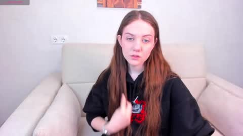 Snapshot of kvetachka chatting on January 2025 01:04:01 AM Kvetachka Thu-Sun 0900am-1500pmGTM2 online show from January 2025 01:04:01 AM