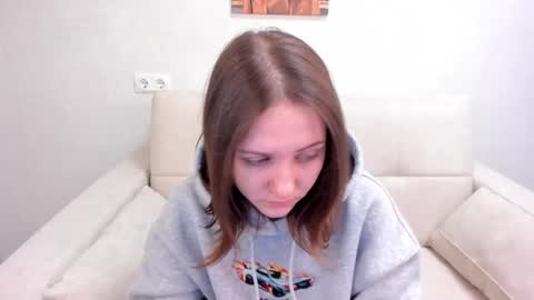 Snapshot of kvetachka chatting on January 2025 01:11:02 AM Kvetachka Thu-Sun 0900am-1500pmGTM2 online show from January 2025 01:11:02 AM