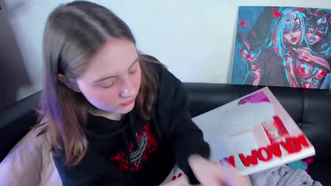 Snapshot of kvetachka chatting on February 2025 03:53:02 AM Kvetachka Thu-Sun 0900am-1500pmGTM2 online show from February 2025 03:53:02 AM