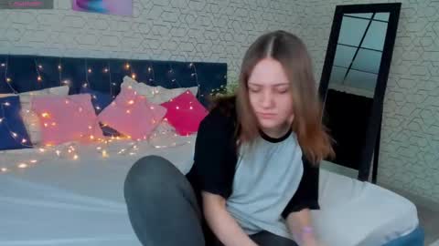 Snapshot of kvetachka chatting on February 2025 12:15:02 AM Kvetachka Thu-Sun 0900am-1500pmGTM2 online show from February 2025 12:15:02 AM