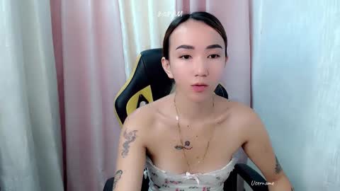 kweenie1026 online show from May 2026 12:08:01 AM