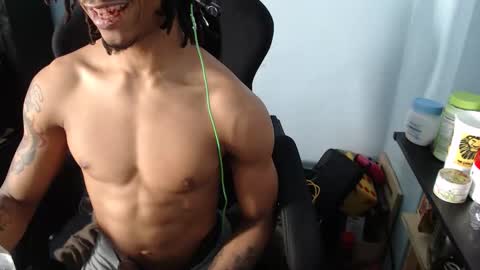 Snapshot of kwonder78 chatting on March 2026 06:01:02 PM kwonder78 online show from March 2026 06:01:02 PM