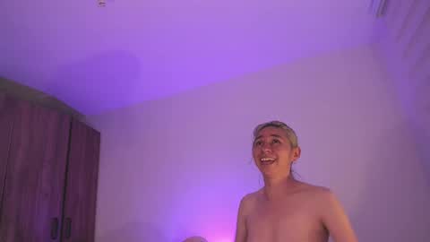 Aria Kess  online show from September 2025 10:59:02 PM