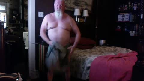Snapshot of kyhgihntight chatting on June 2026 03:19:02 AM Nick Nude Celt KYHighNTight online show from June 2026 03:19:02 AM