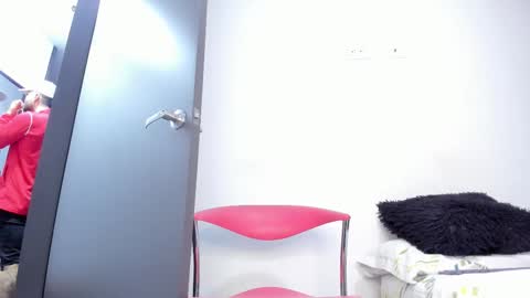 Kyle collinz online show from September 2025 05:20:01 AM