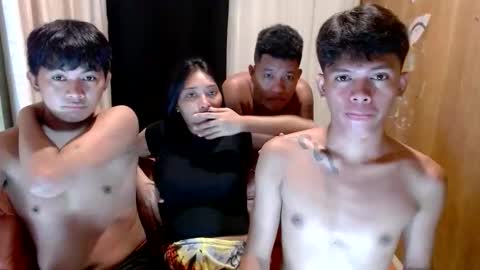 Snapshot of kyle_lacuste chatting on November 2025 01:44:02 PM kyle_lacuste online show from November 2025 01:44:02 PM