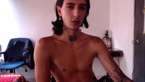 Snapshot of kyleer77 chatting on March 2025 04:57:01 PM kyleer77 online show from March 2025 04:57:01 PM