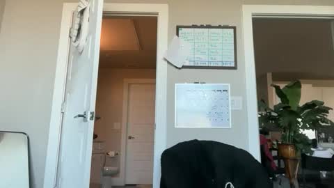 Snapshot of kylekickstand chatting on November 2025 06:42:02 PM Kyle Kickstand online show from November 2025 06:42:02 PM